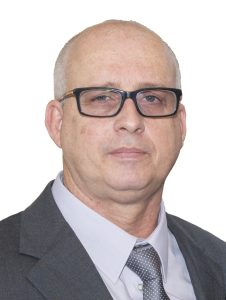 Prof. Dr. Mauricius Farina - Candidato: Diretor Associado